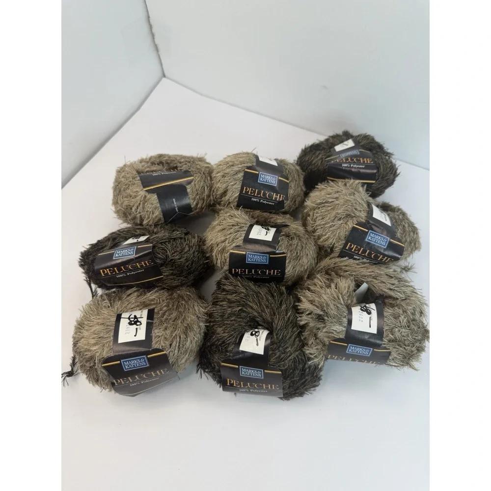 Peluche Marks & Kattens Eyelash Fur Yarn 100% Polyester 2 Color Browns Lot Of 9
